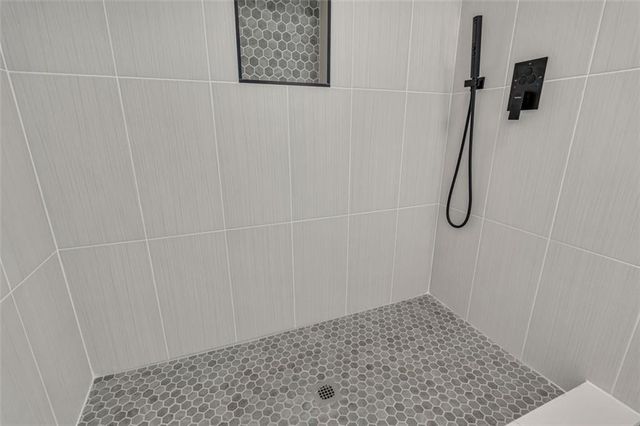 165 N MOURNING DOVE N Drive, Fayetteville, GA 30215