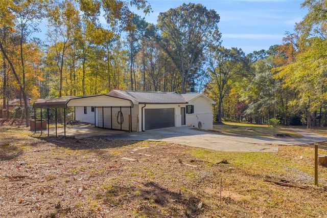 165 N MOURNING DOVE N Drive, Fayetteville, GA 30215