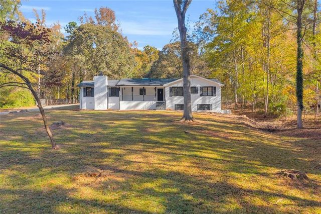 165 N MOURNING DOVE N Drive, Fayetteville, GA 30215