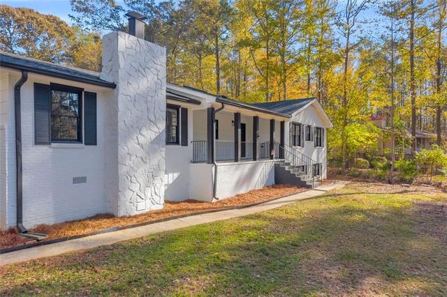 165 N MOURNING DOVE N Drive, Fayetteville, GA 30215