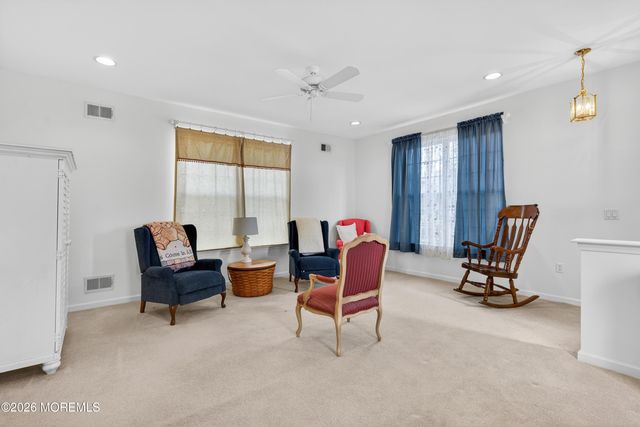 4 Winkle Court, Manchester, NJ 08759