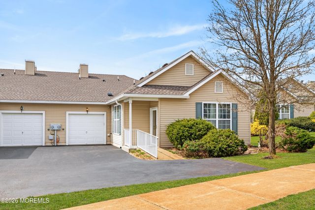 4 Winkle Court, Manchester, NJ 08759