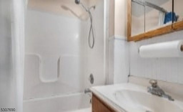 11 Mabie St, Franklin Boro, NJ 07416