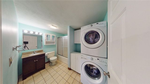 200 Woodlawn Avenue 103, North Providence, RI 02904