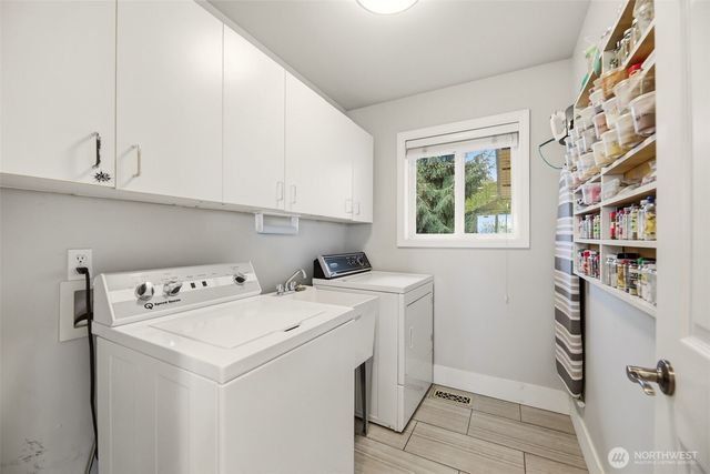 19679 Smiley Drive, Mount Vernon, WA 98274