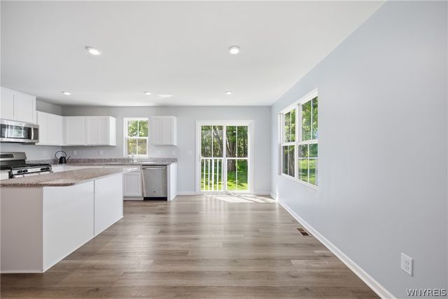 99 South Drive, West Seneca, NY 14218