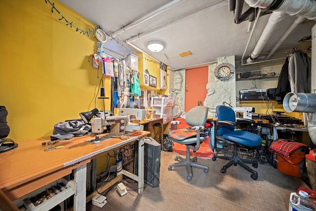 3 Clermont St, Boston, MA 02124