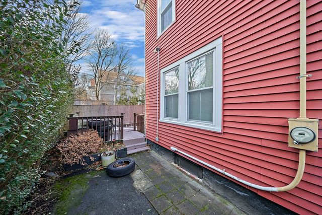 3 Clermont St, Boston, MA 02124