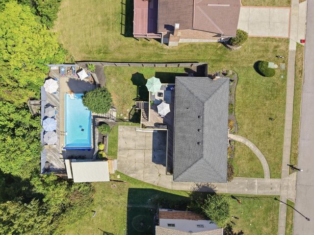 122 Ridge Hill Drive, Highland Heights, KY 41076