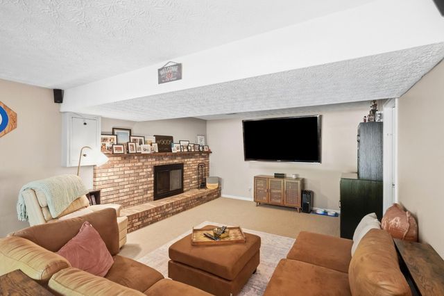 122 Ridge Hill Drive, Highland Heights, KY 41076