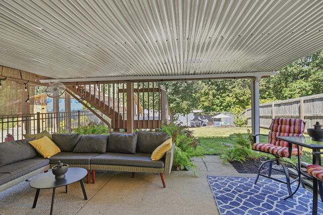 122 Ridge Hill Drive, Highland Heights, KY 41076