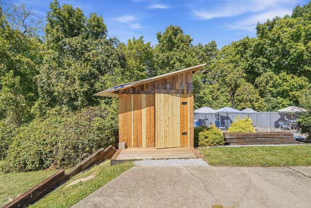 122 Ridge Hill Drive, Highland Heights, KY 41076