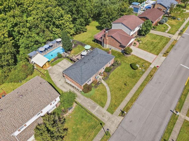 122 Ridge Hill Drive, Highland Heights, KY 41076
