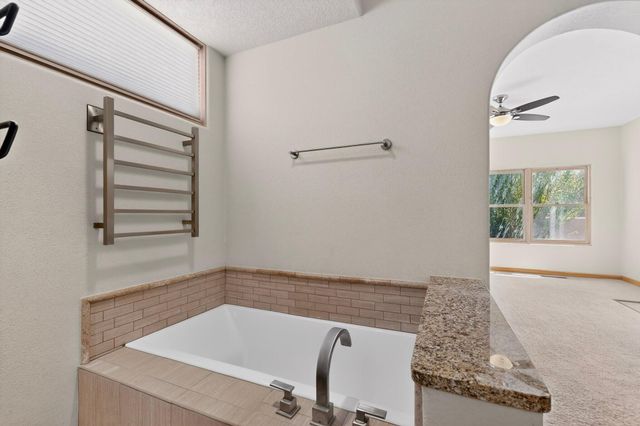 2770 Wolfberry Place NE, Albuquerque, NM 87122