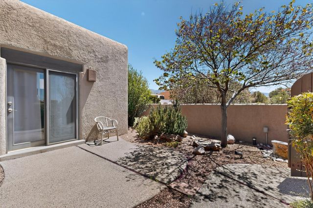 2770 Wolfberry Place NE, Albuquerque, NM 87122