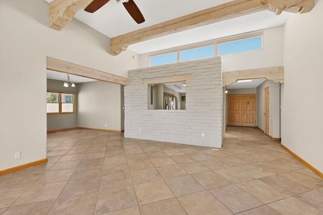 2770 Wolfberry Place NE, Albuquerque, NM 87122