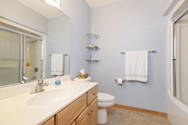 1221 W Sherman AVENUE, Fort Atkinson, WI 53538