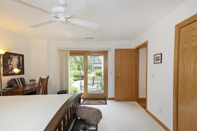 1221 W Sherman AVENUE, Fort Atkinson, WI 53538