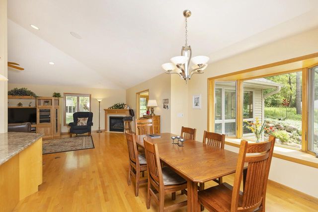 1221 W Sherman AVENUE, Fort Atkinson, WI 53538