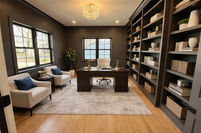 5325 W 72ND Street, Prairie Village, KS 66208