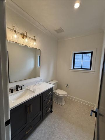 5325 W 72ND Street, Prairie Village, KS 66208