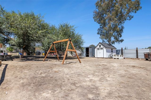 17421 Mark Road, Madera, CA 93636
