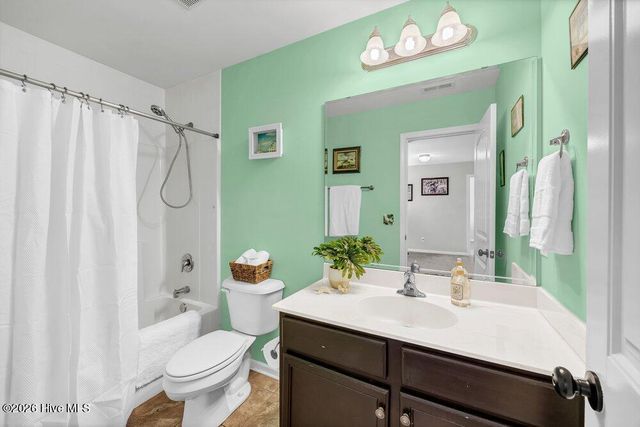 7728 Champlain Drive, Wilmington, NC 28412