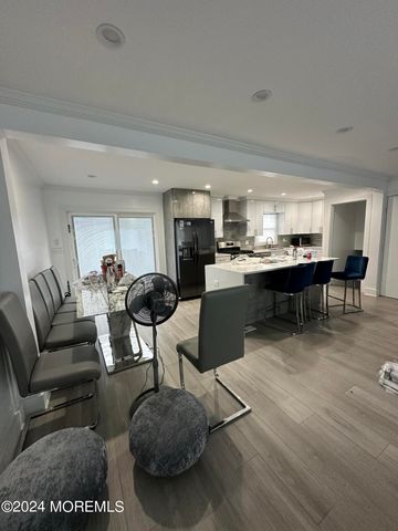 46 Hilltop Road, West Long Branch, NJ 07764