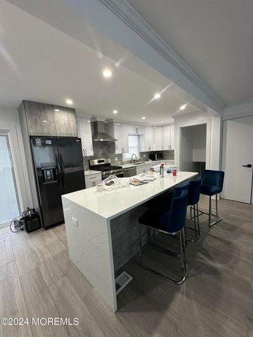 46 Hilltop Road, West Long Branch, NJ 07764