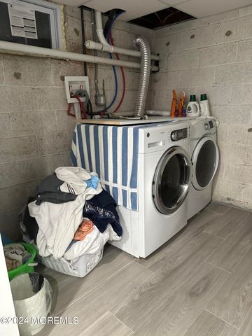 46 Hilltop Road, West Long Branch, NJ 07764