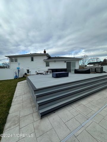 46 Hilltop Road, West Long Branch, NJ 07764