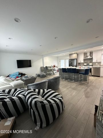 46 Hilltop Road, West Long Branch, NJ 07764