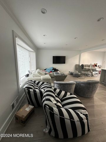 46 Hilltop Road, West Long Branch, NJ 07764