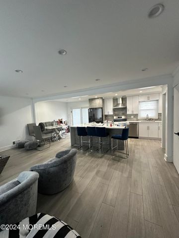 46 Hilltop Road, West Long Branch, NJ 07764