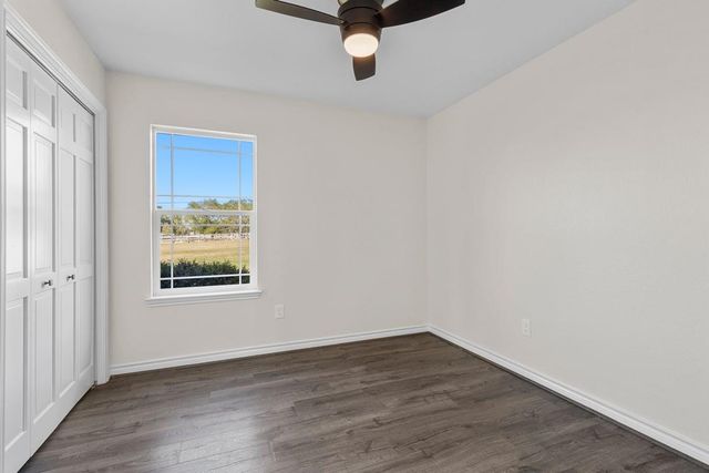 1180 Live Oak LOOP, Buda, TX 78610