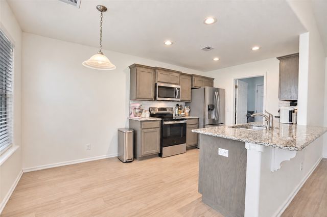 31122 E 64th Street S, Broken Arrow, OK 74014