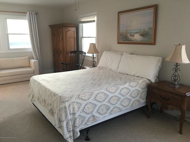 11 Dover Avenue, Lavallette, NJ 08735