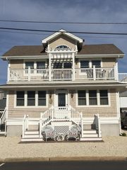 11 Dover Avenue, Lavallette, NJ 08735