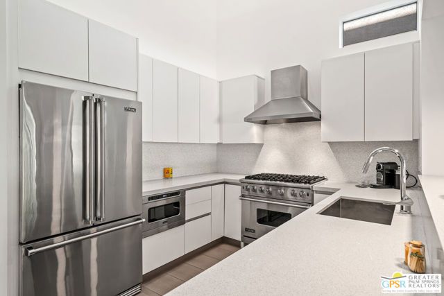 332 Goleta Way, Palm Springs, CA 92264