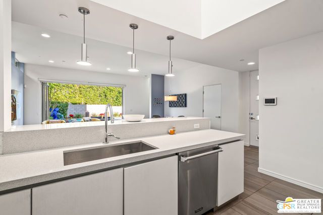 332 Goleta Way, Palm Springs, CA 92264