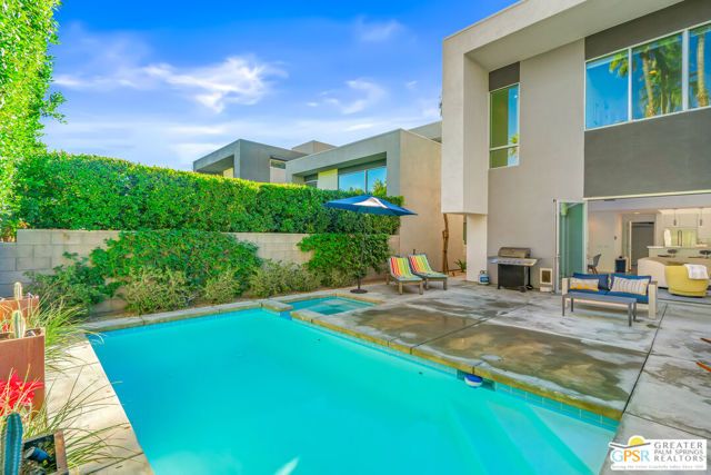 332 Goleta Way, Palm Springs, CA 92264