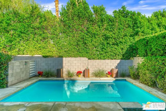 332 Goleta Way, Palm Springs, CA 92264
