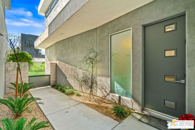 332 Goleta Way, Palm Springs, CA 92264