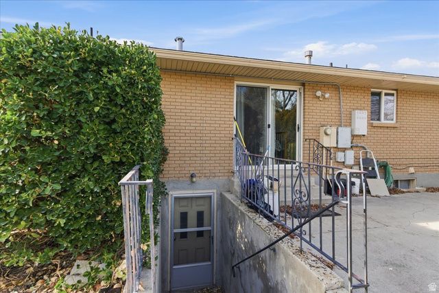 6095 S SIERRA GRANDE, Taylorsville, UT 84129