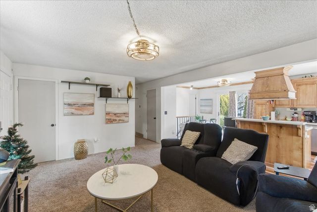 6095 S SIERRA GRANDE, Taylorsville, UT 84129