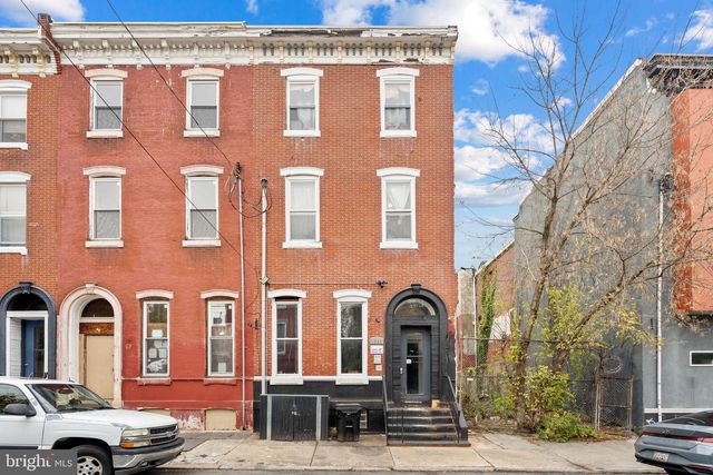 1305 N 15TH ST, Philadelphia, PA 19121