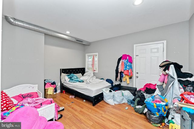 1305 N 15TH ST, Philadelphia, PA 19121