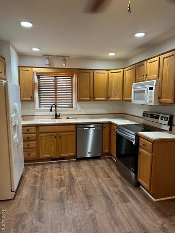 6939 Alma Court, Saginaw, MI 48603