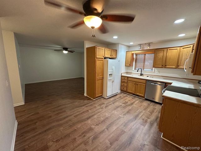 6939 Alma Court, Saginaw, MI 48603
