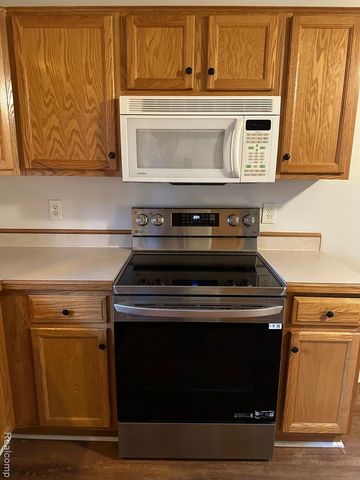 6939 Alma Court, Saginaw, MI 48603
